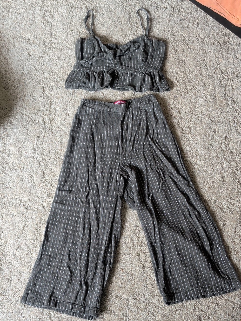 UNIONBAY Green Pinstripe Wide-Leg Cropped Pants And Crop Top Set Size Small